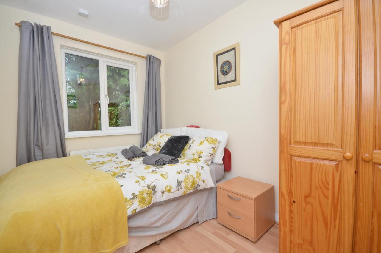 Bright Stylish 2 Bedroom Garden Apartment South Belfast Close To Everything Exteriör bild