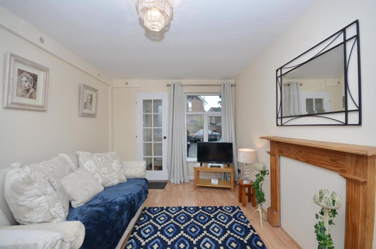 Bright Stylish 2 Bedroom Garden Apartment South Belfast Close To Everything Exteriör bild