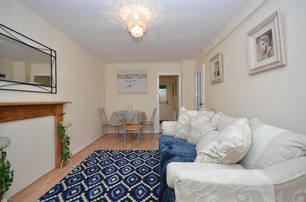 Bright Stylish 2 Bedroom Garden Apartment South Belfast Close To Everything Exteriör bild